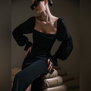 Lichi Blouson-sleeve bodycon midi dress